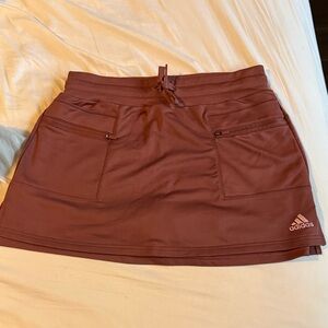 adidas Dusty Rose Athletic golf or tennis Skort with Zip Pockets